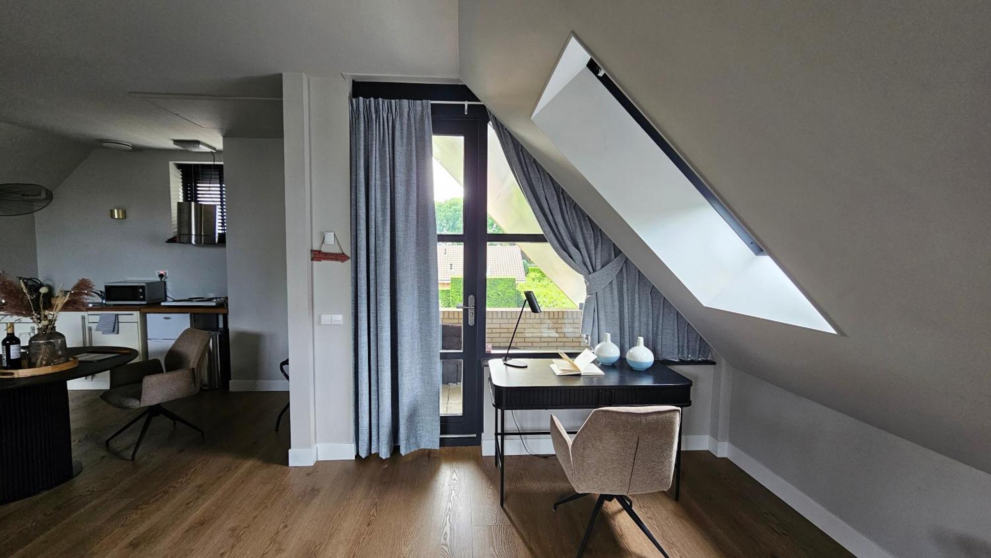 Guest Room Утрехт Екстер'єр фото